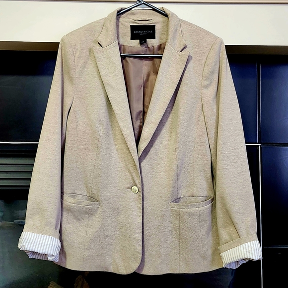Kenneth Cole Select Single Button Tan Blazer for Casual or Formal, Women Size L - Picture 2 of 8